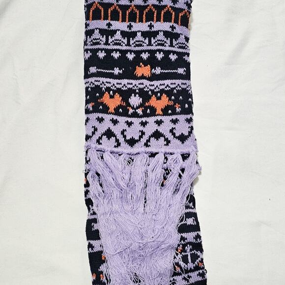 Owlcrate New The Fox and The Prince Scarf by BluelyBoo - Picture 6 of 7